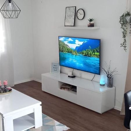 Cozy And Charming Apt. Sarajevo Apartment Ngoại thất bức ảnh