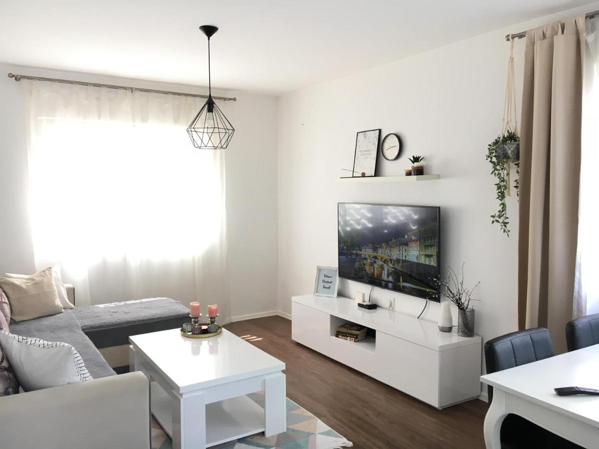 Cozy And Charming Apt. Sarajevo Apartment Ngoại thất bức ảnh